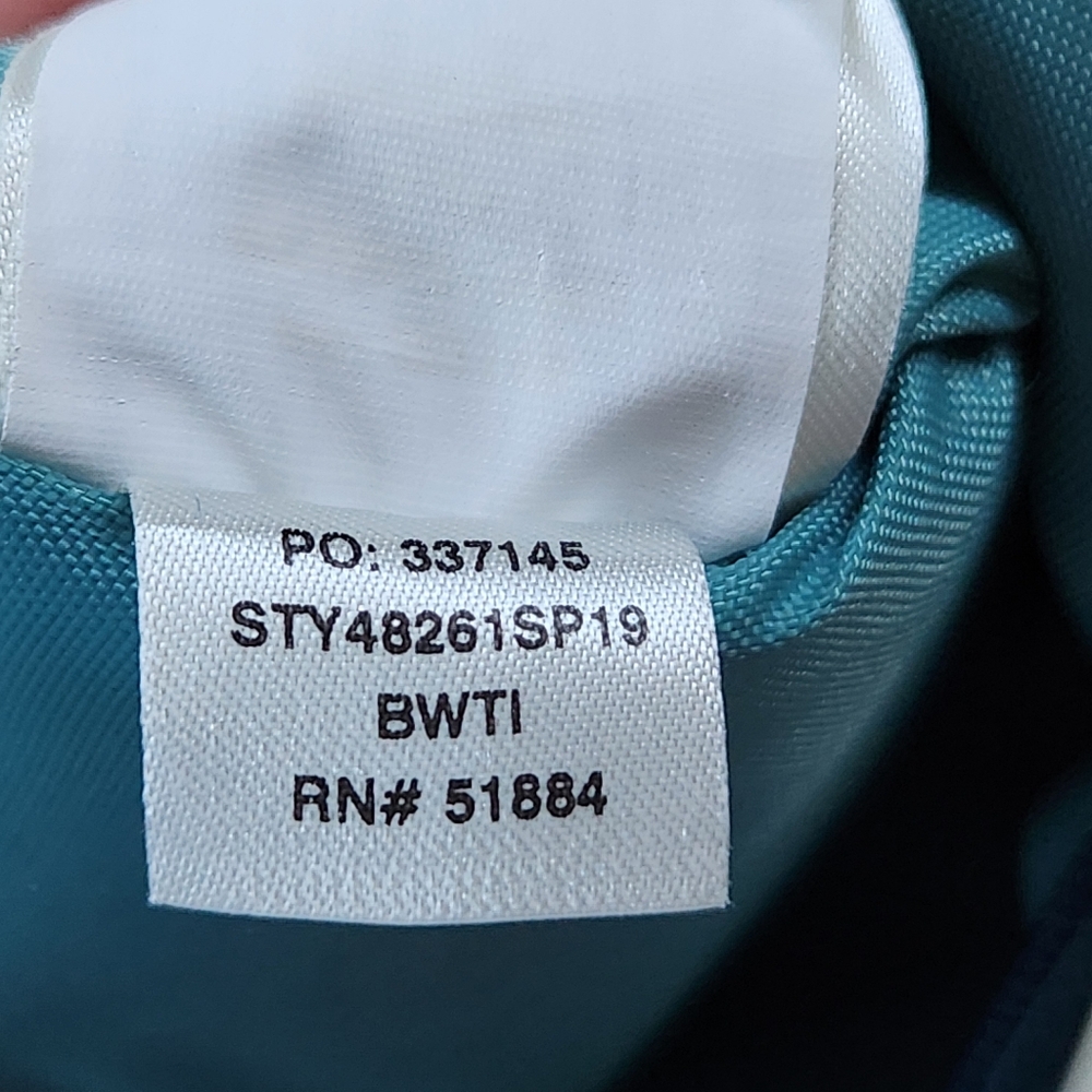 PATAGONIA 8L Sling in Tidal Teal - Picture 4 of 4